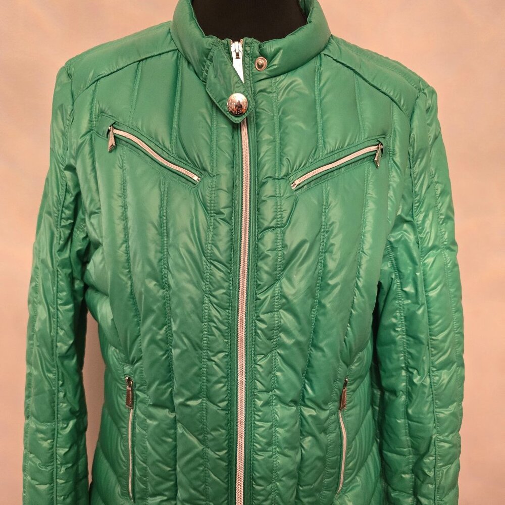 Women's BCBG Down-filled Jackett. Green, Size Large